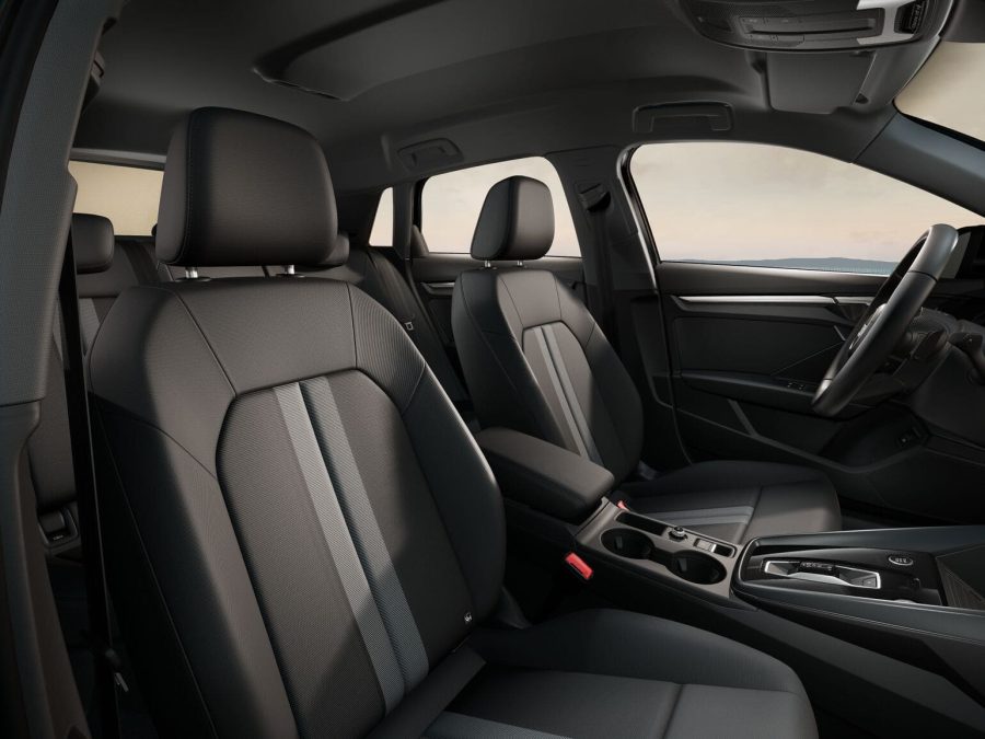 Renting Coches Audi A3 SportbackTFSi e 150kW S-Tronic Advanced Negro