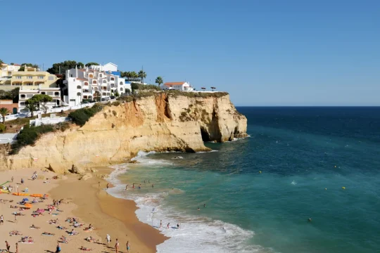 Ruta en coche por Peñíscola: guía completa para explorar la Costa de Azahar