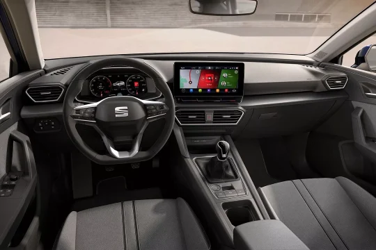 ¿Sabes qué significan los testigos de tu coche? Guía completa para entender los símbolos del tablero