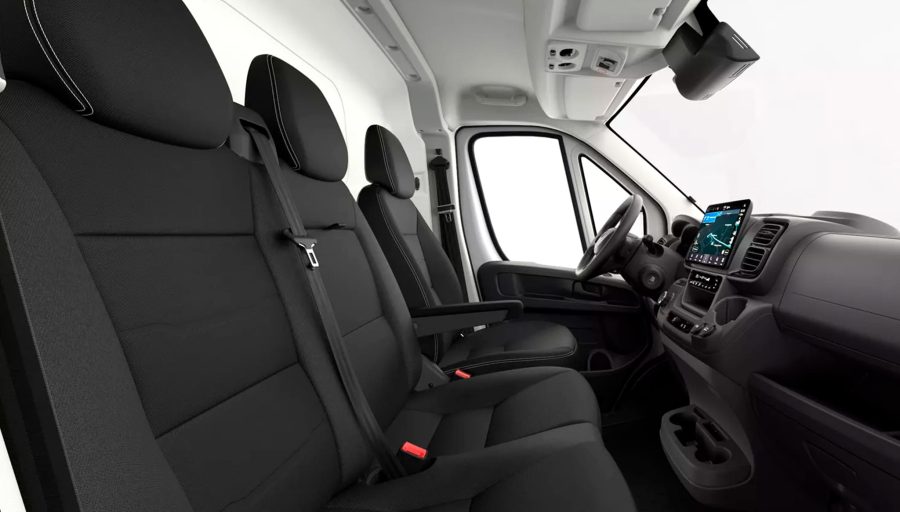 Renting Coches Toyota ProaceMAX EV L3H2 110kWh VX N1 Blanco Polar