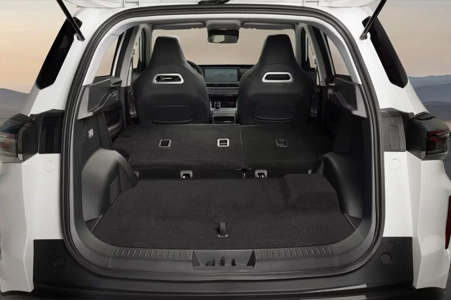 Renting Coches Ebro S4001.5 DHE HEV Excellence CVT Gris Phantom