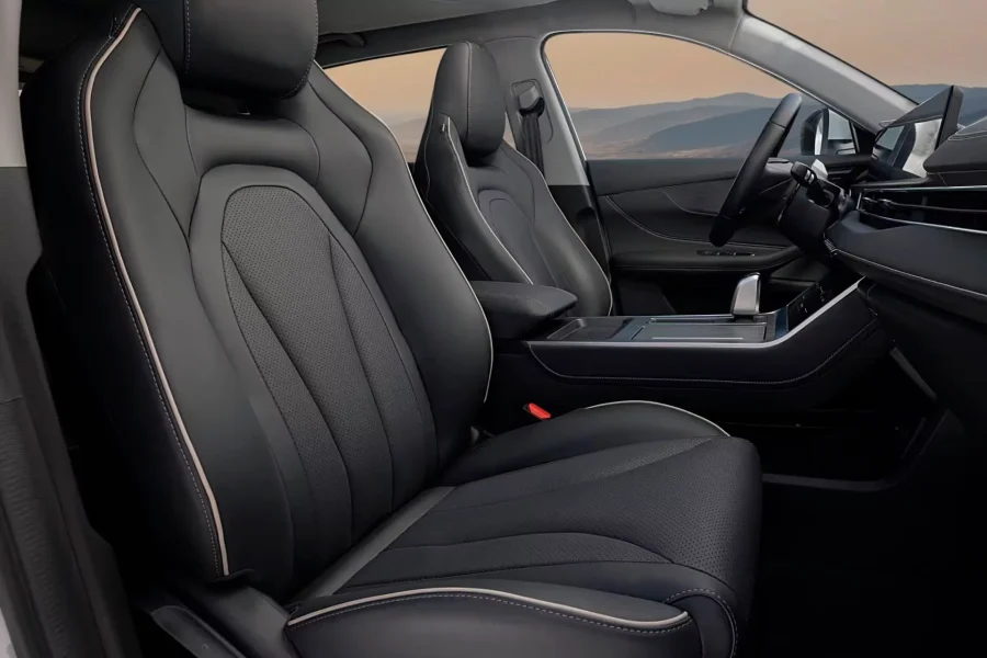 Renting Coches Ebro S4001.5 DHE HEV Excellence CVT Gris Phantom