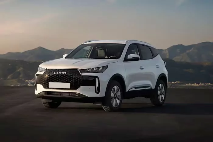 Renting Coches Ebro S4001.5 DHE HEV Excellence CVT Gris Phantom