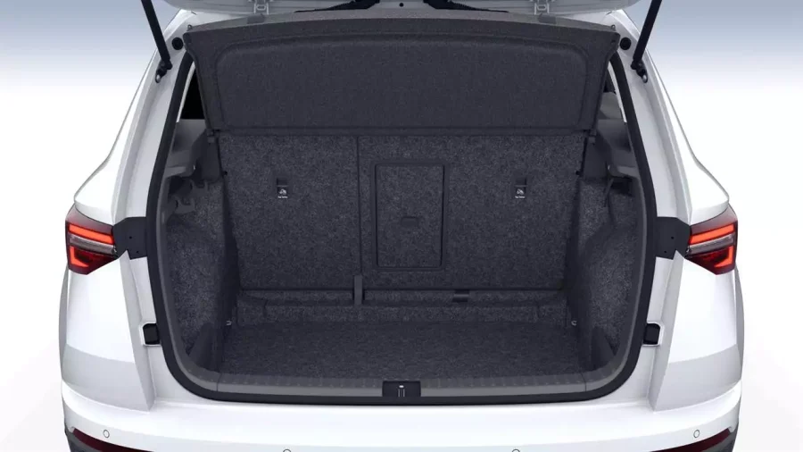 Renting Coches Skoda Karoq2.0 TDi DSG Selection 4×4 Blanco Luna, Gris Graphite