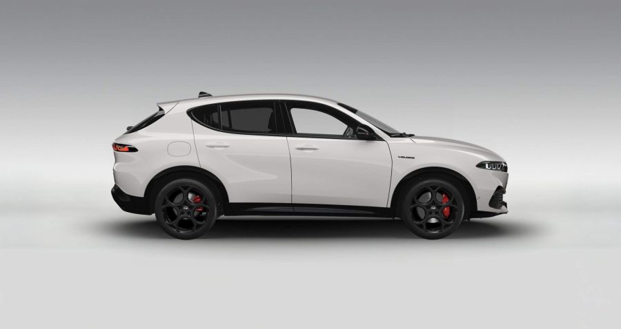 Renting Coches Alfa Romeo Tonale1.3 PHEV Q4 AT6 Veloce Blanco Alfa