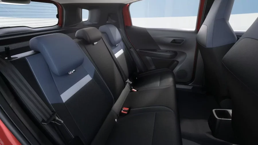 Renting Coches Opel Frontera1.2T XHT Hybrid eDCT6 81kW Edition Kanyon Orange