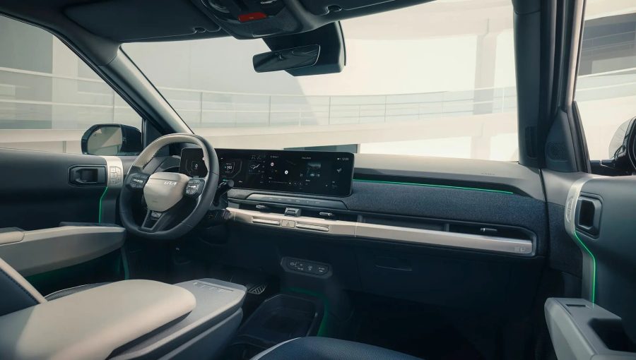 Renting Coches Kia EV3Earth (Standard Range) Frost Blue, Clear White, Terra Cotta, Aurora Black Pearl, Snow White Pearl