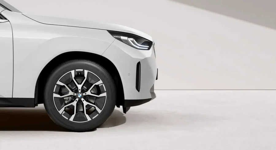 Renting Coches BMW X320d xDrive Alpine White