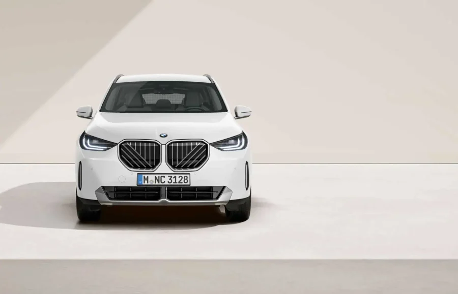 Renting Coches BMW X320d xDrive Alpine White