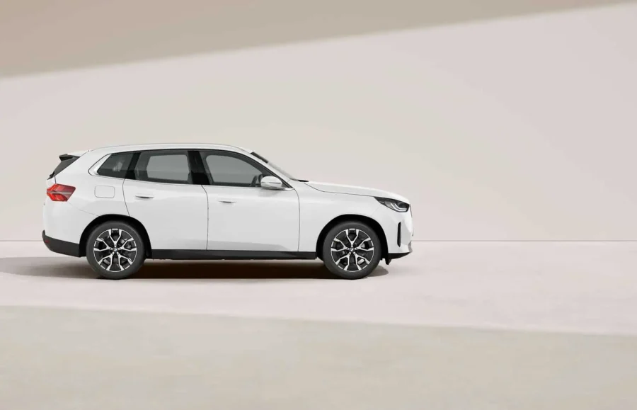 Renting Coches BMW X320d xDrive Alpine White