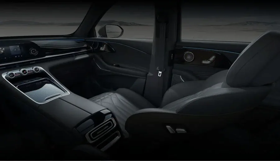 Renting Coches Omoda 91.5 TGDI SHS AWD Premium Blanco, Gris