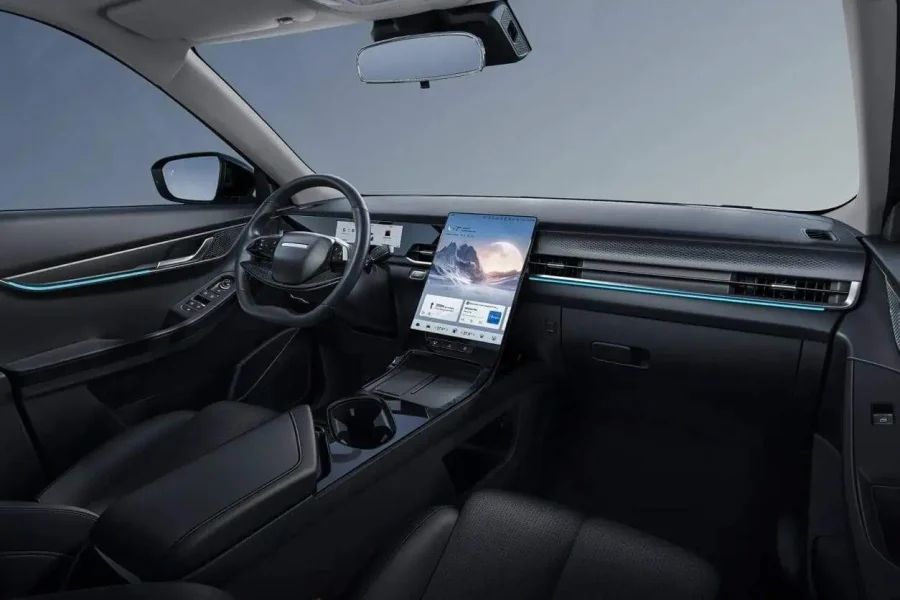 Renting Coches Jaecoo 51.6 TGDI Exclusive Blanco Aura, Gris Antracita, Verde Posidonia