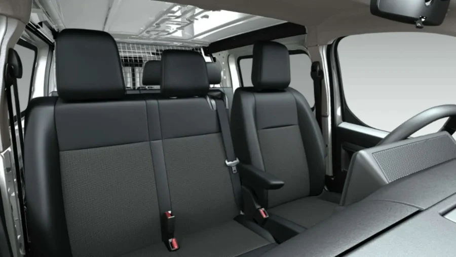 Renting Coches Opel VivaroDoble Cabina 6 Plazas M Blanco