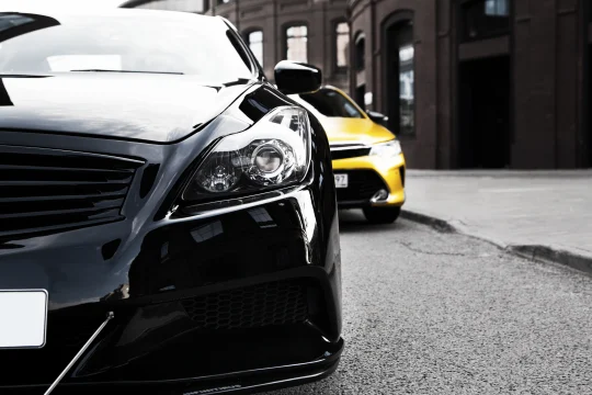 Renting coches vs leasing coches: diferencias clave y cuál elegir