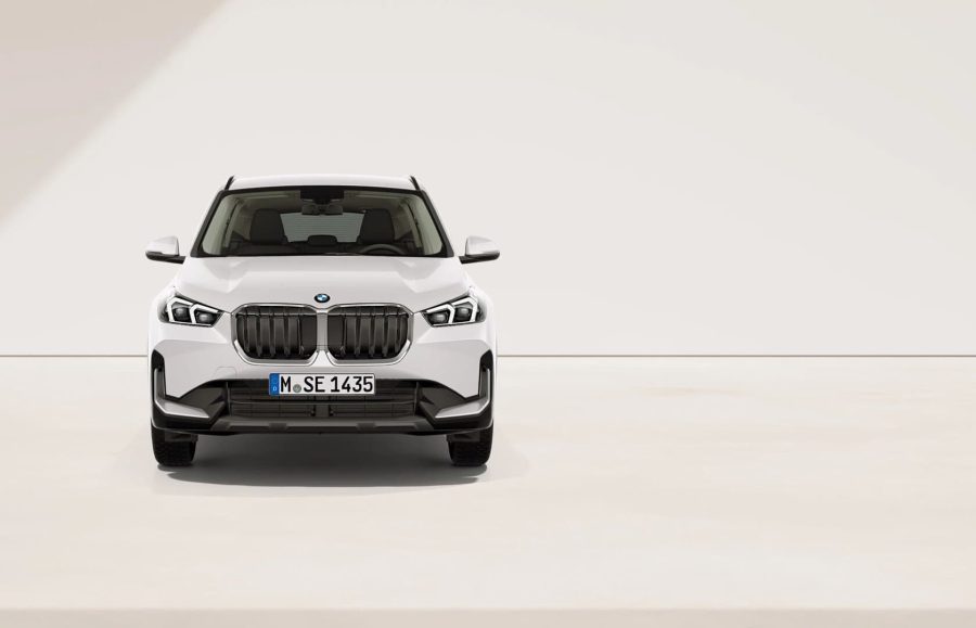 Renting Coches BMW X1sDrive18d Premium Package Mineral White metalizado