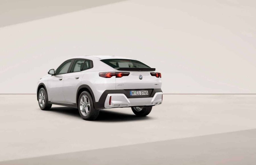 Renting Coches BMW X2sDrive18d Premium Package Mineral White metalizado