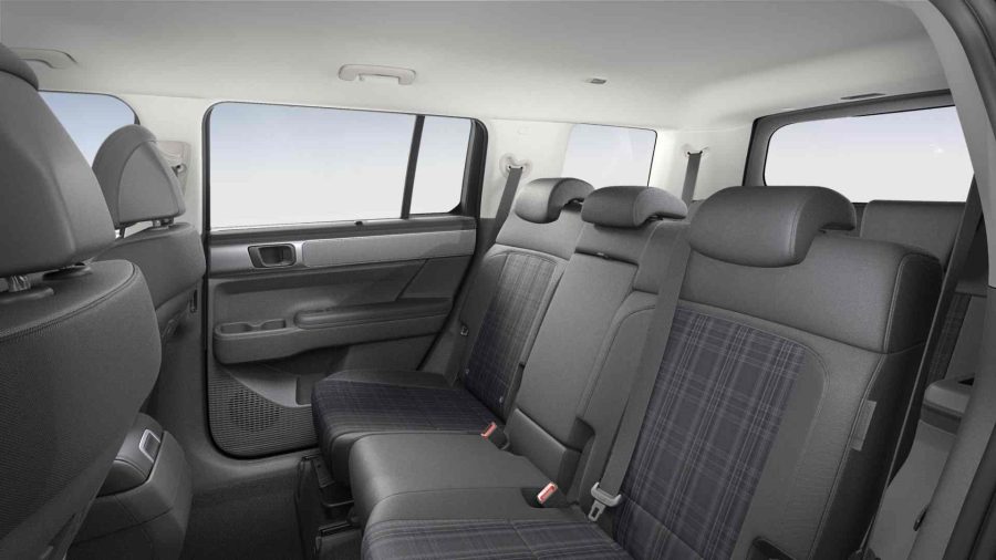 Renting Coches Hyundai Santa Fe1.6T HEV 4X2 AT Maxx White Cream