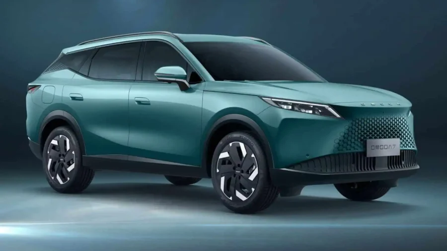 Renting Coches Omoda 71.5T PHEV Premium Verde Wave, Plata Moonlight, Negro Opalo, Blanco Perlado