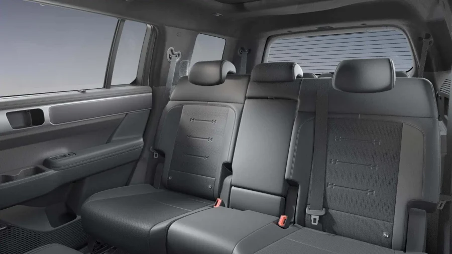 Renting Coches Hyundai Santa Fe1.6 TGDi HEV 4X4 AT Calligraphy Creamy White