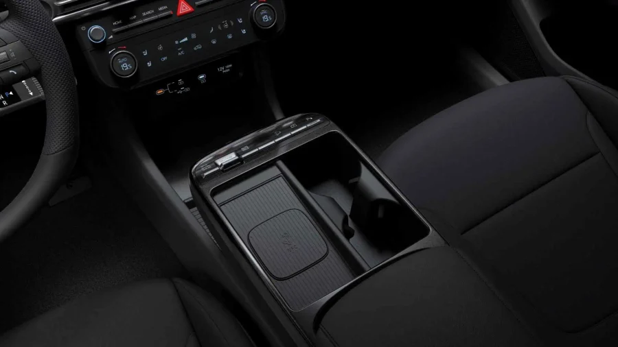 Renting Coches Hyundai Tucson1.6D 48V DT Black Line Atlas White