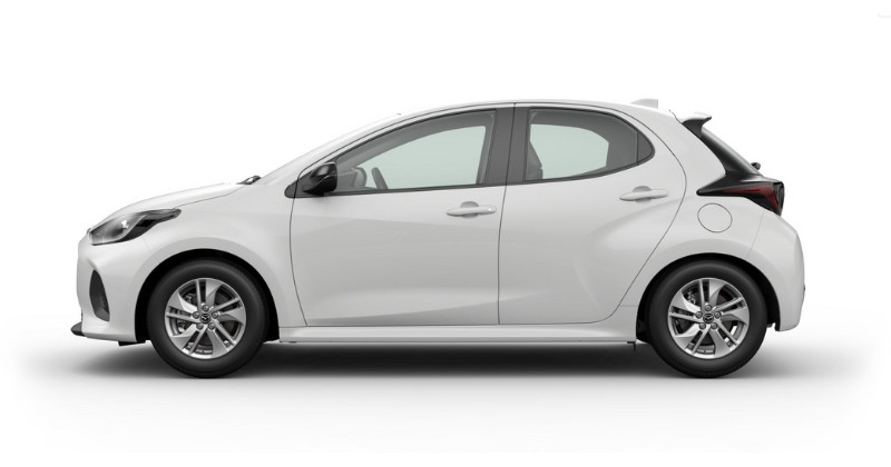 Renting Coches Mazda 21.5 Hybrid Centre-Line Blanco