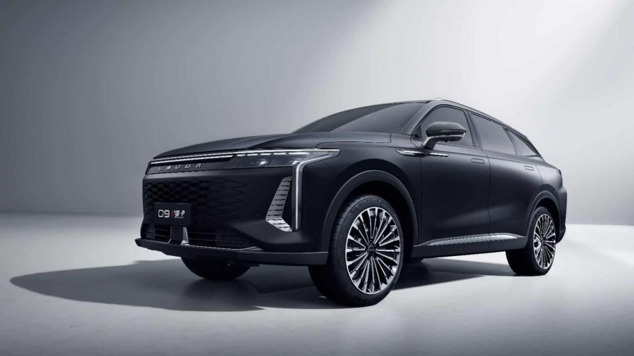 Renting Coches Omoda 91.5 TGDI SHS Premium AWD Black, Plata, White