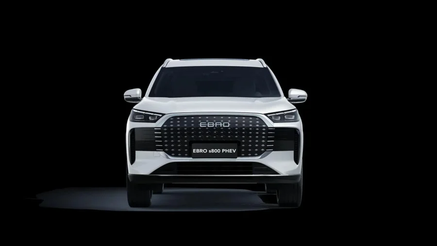 Renting Coches Ebro S8001.5 TGDI PHEV Luxury E-CVT Blanco Khaki, Gris Bambu