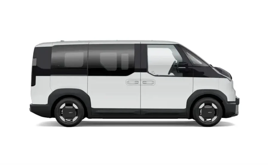 Renting Coches Kia PV5Passenger L2H1 LR Plus Clear White, Steel Gray, Aurora Black, Lakehouse Grey, Runaway Red
