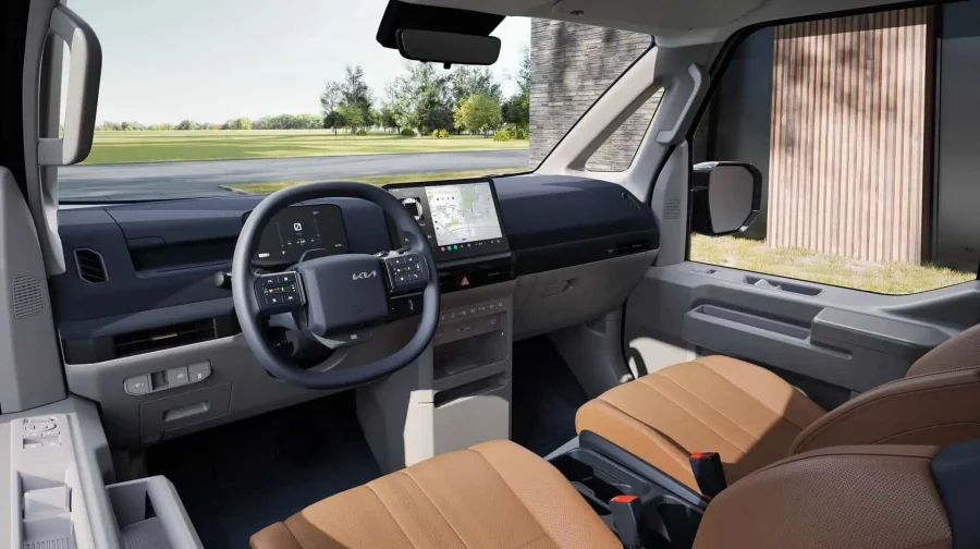 Renting Coches Kia PV5Passenger L2H1 LR Plus Clear White, Steel Gray, Aurora Black, Lakehouse Grey, Runaway Red