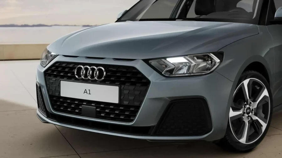 Renting Coches Audi A1 Sportback30 TFSI S tronic Adrenalin Gris Flecha / Techo Negro, Blanco Glaciar / Techo Negro, Azul Navarra / Techo Negro