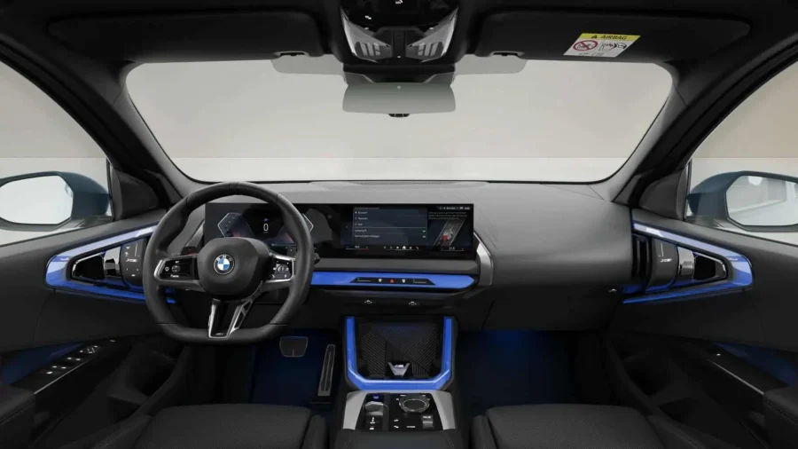 Renting Coches BMW X320d xDrive M Sport Arctic Race Blue, Black Sapphire