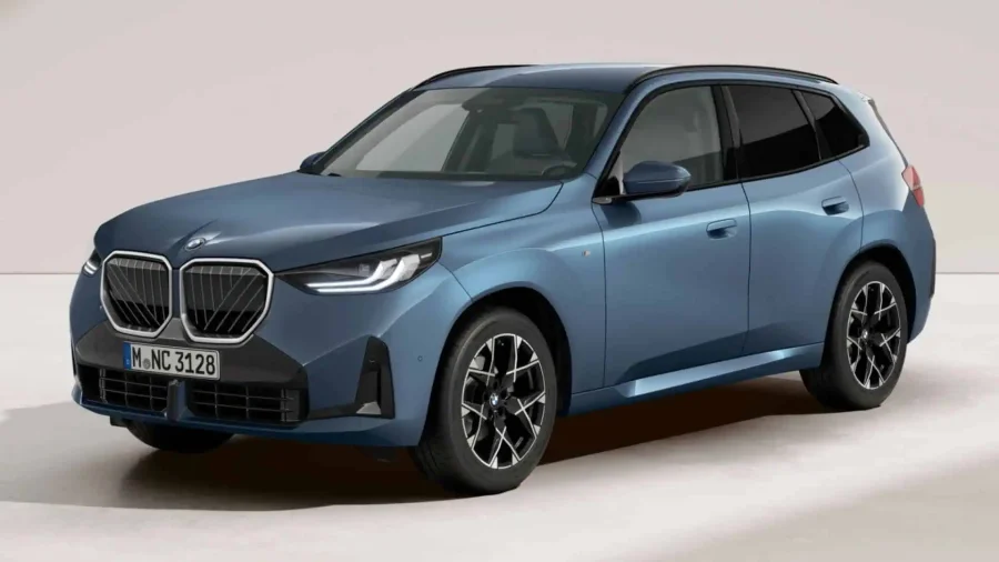 Renting Coches BMW X320d xDrive M Sport Arctic Race Blue, Black Sapphire