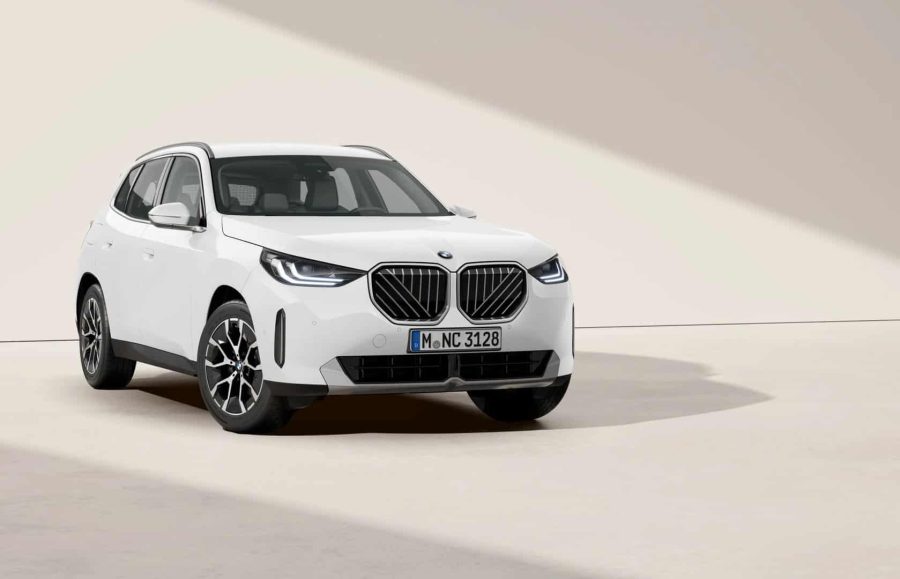 Renting Coches BMW X320d xDrive Alpine White