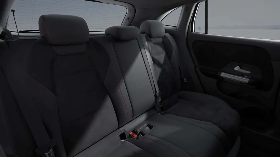 Renting Coches Mercedes Benz GLA200 D AMG Line Blanco Polar