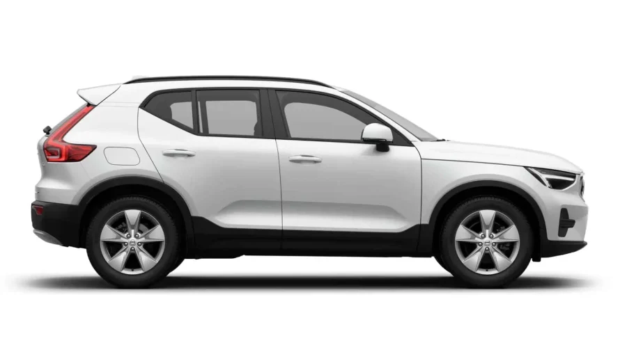 Renting Coches Volvo XC402.0 B3 G Core Auto Crystal White