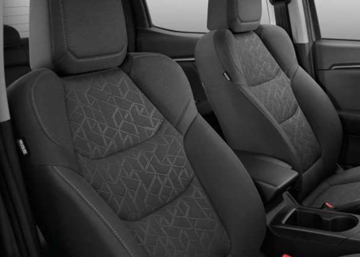 Renting Coches Isuzu D-Max2.2 DDI Crew 4×4 Evolution Blanco