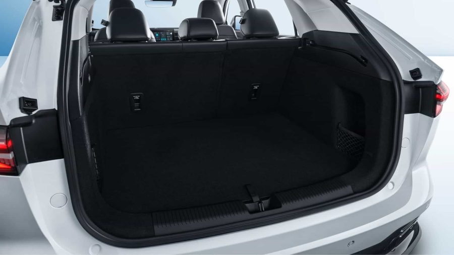 Renting Coches MG HS1.5T PHEV Comfort Blanco, Negro