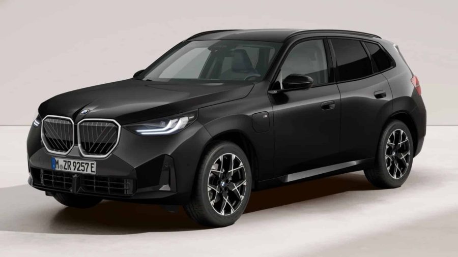 Renting Coches BMW X330e xDrive M Sport Black Sapphire, Arctic Race Blue