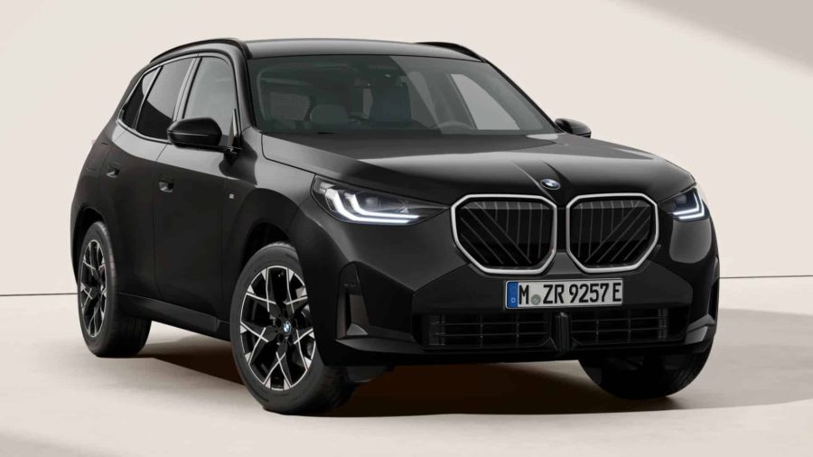 Renting Coches BMW X330e xDrive M Sport Black Sapphire, Arctic Race Blue