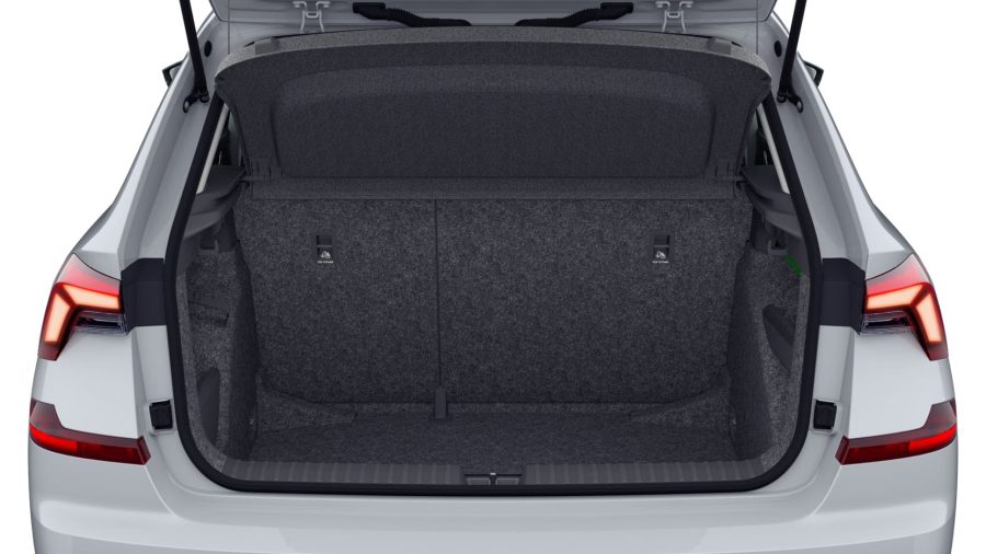 Renting Coches Skoda Kamiq1.5 TSI DSG Selection Blanco Luna, Plata Brillante, Gris Graphite